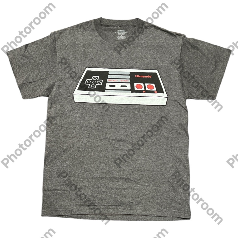 NES Nintendo Entertainment System retro controller graphic tee Medium NEW